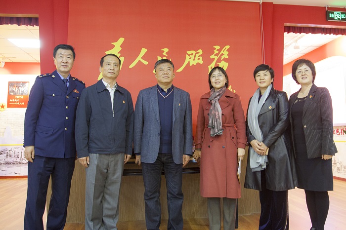史勇辉、冯轲、孙建生、王爱菊、朱扬青、王丽华.JPG